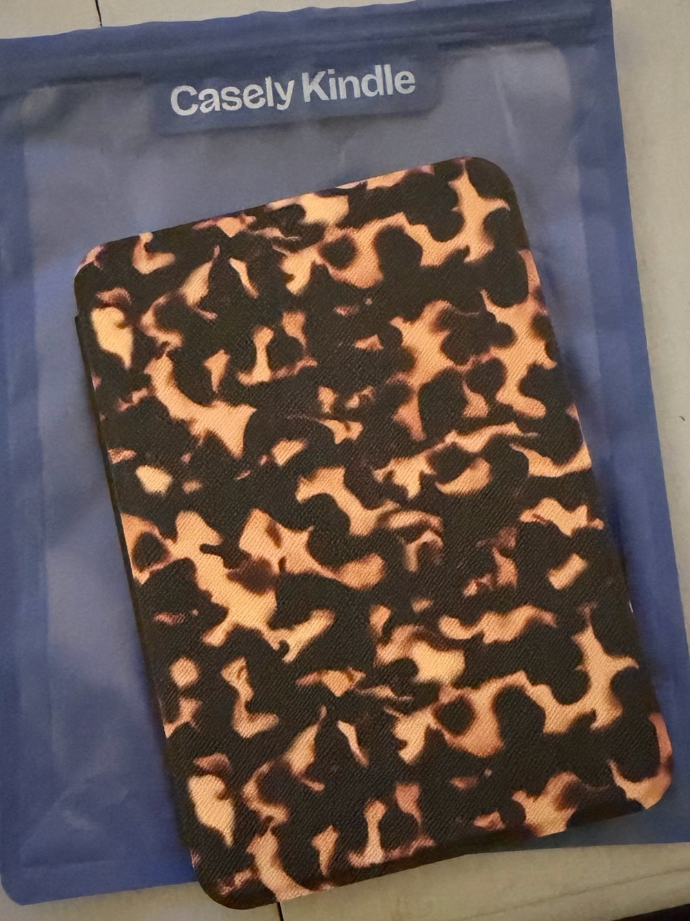 Casely Kindle Leopard-Print Sleeve in Black and Tan